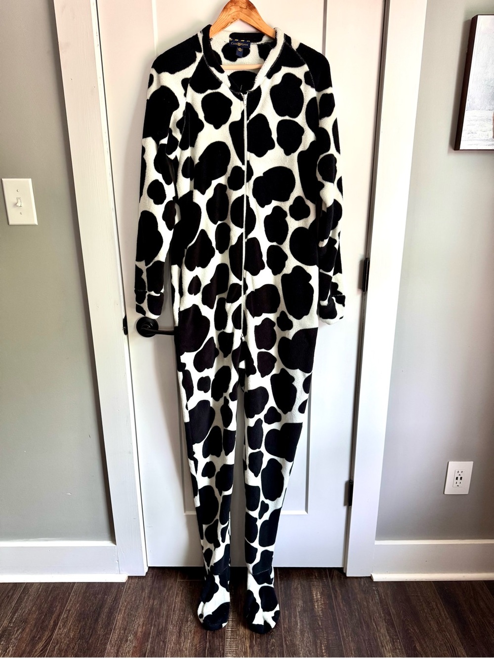 Club room men’s footed cow print pajamas M